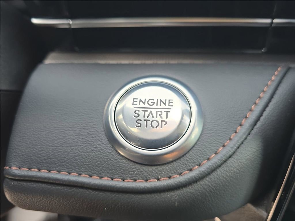 New 2026 Lincoln Nautilus Premier AWD/4WD image 19