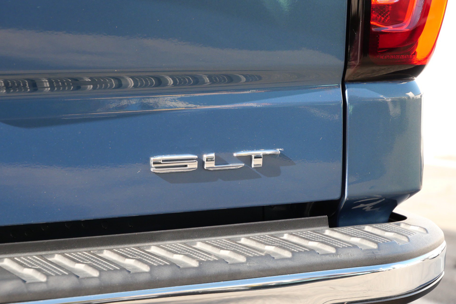 Used 2024 GMC Sierra 1500 SLT w/ SLT Premium Package AWD/4WD image 45