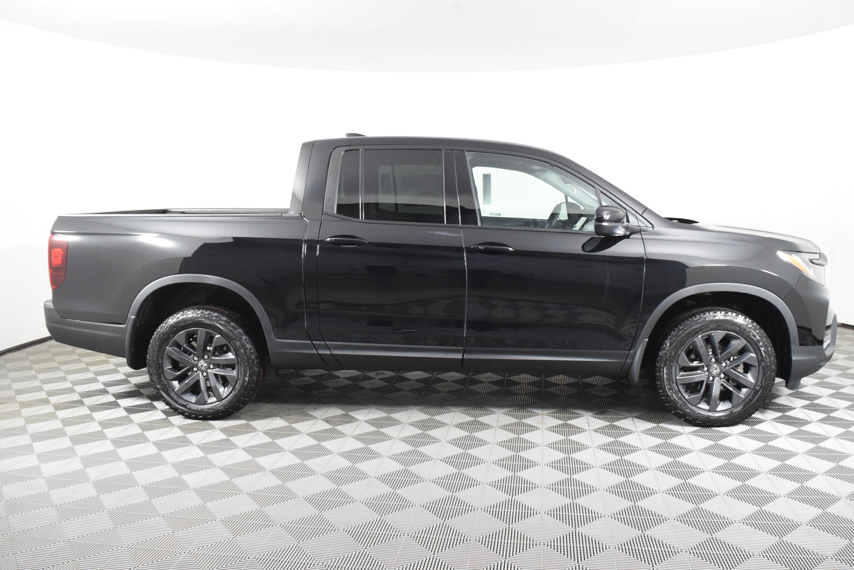 New 2026 Honda Ridgeline Sport image 5