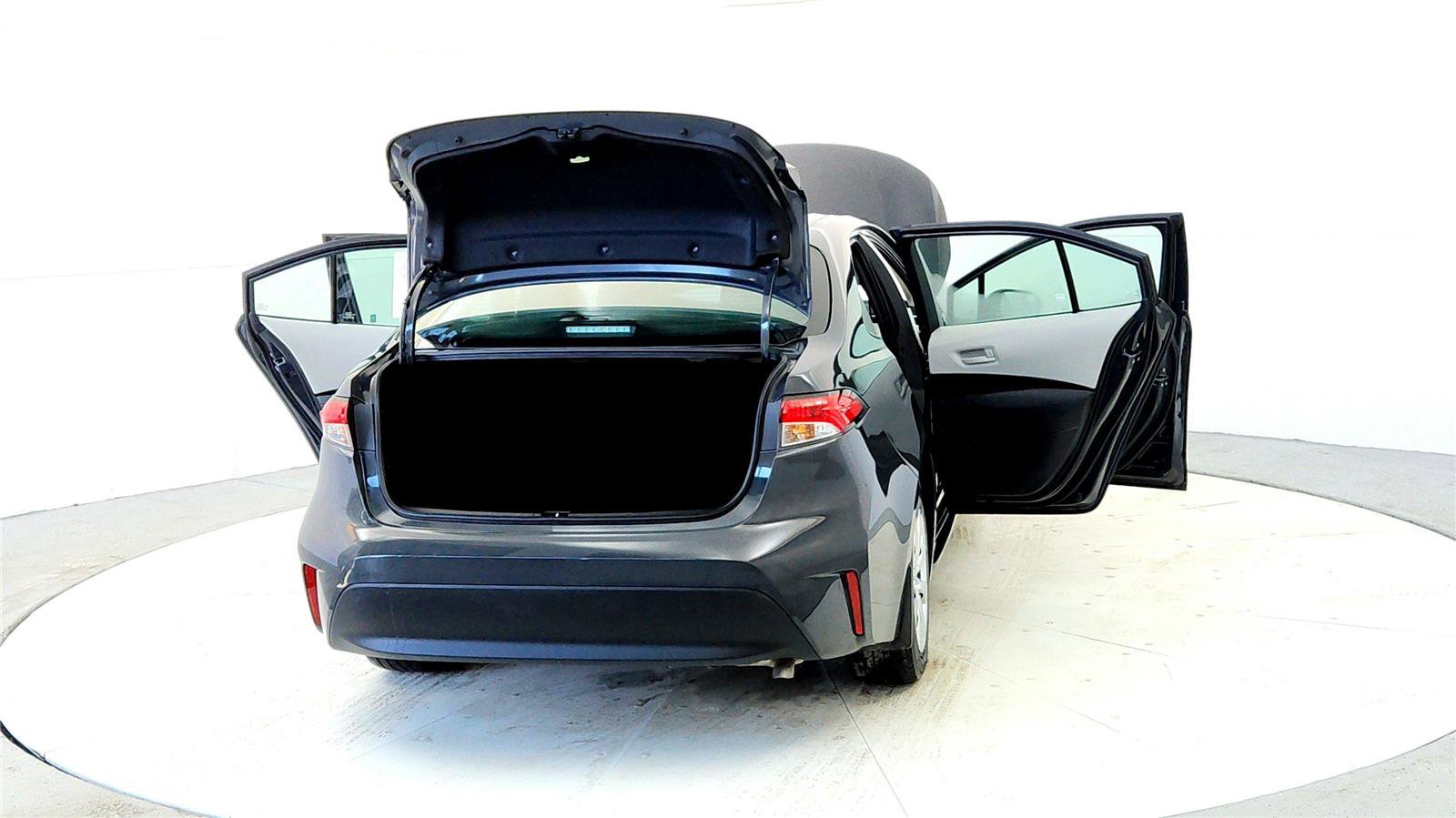 Certified 2023 Toyota Corolla LE image 11