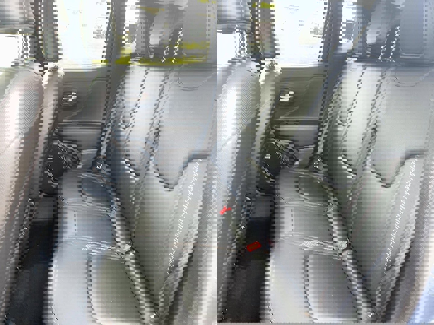 Used 2021 Jeep Renegade Limited w/ Sun & Sound Group image 9