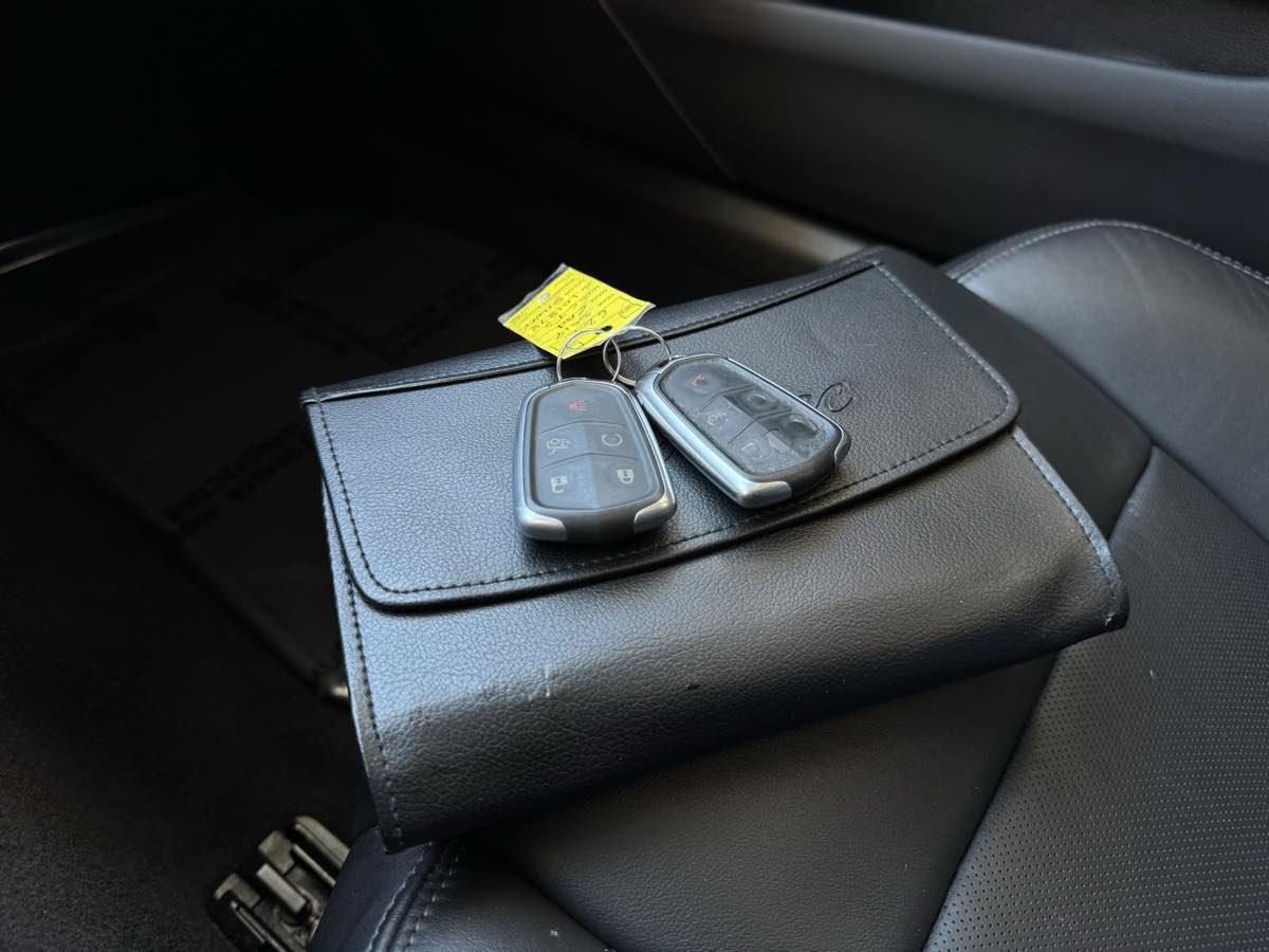 Used 2019 Cadillac CTS Luxury RWD image 21