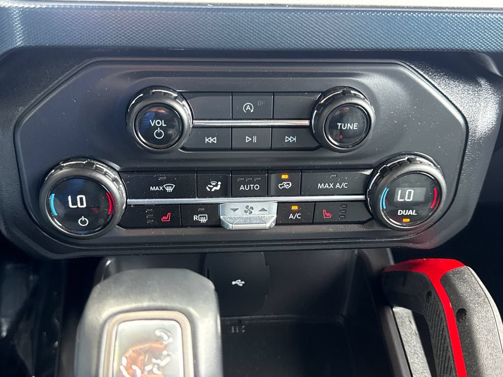 Used 2024 Ford Bronco Heritage Edition AWD/4WD image 24