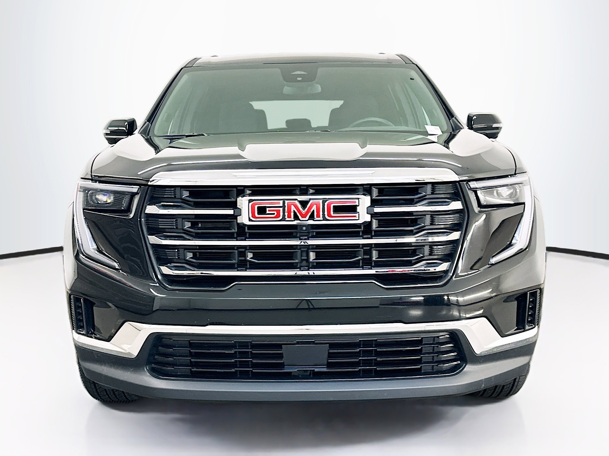 Used 2025 GMC Acadia Elevation image 2