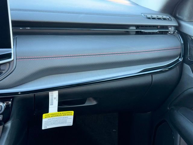 New 2026 Jeep Compass Trailhawk image 18