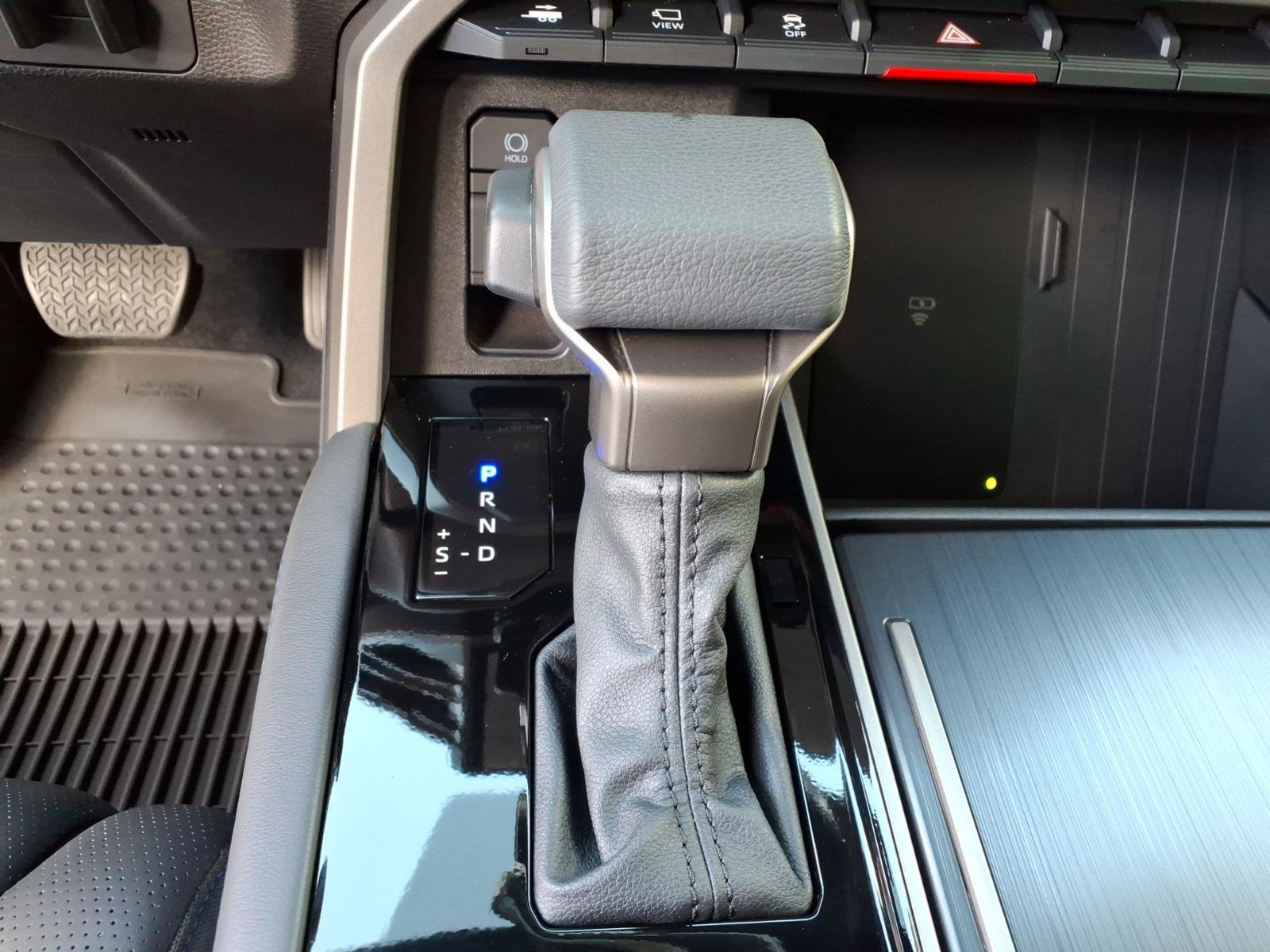Used 2026 Toyota Tundra Platinum AWD/4WD image 27