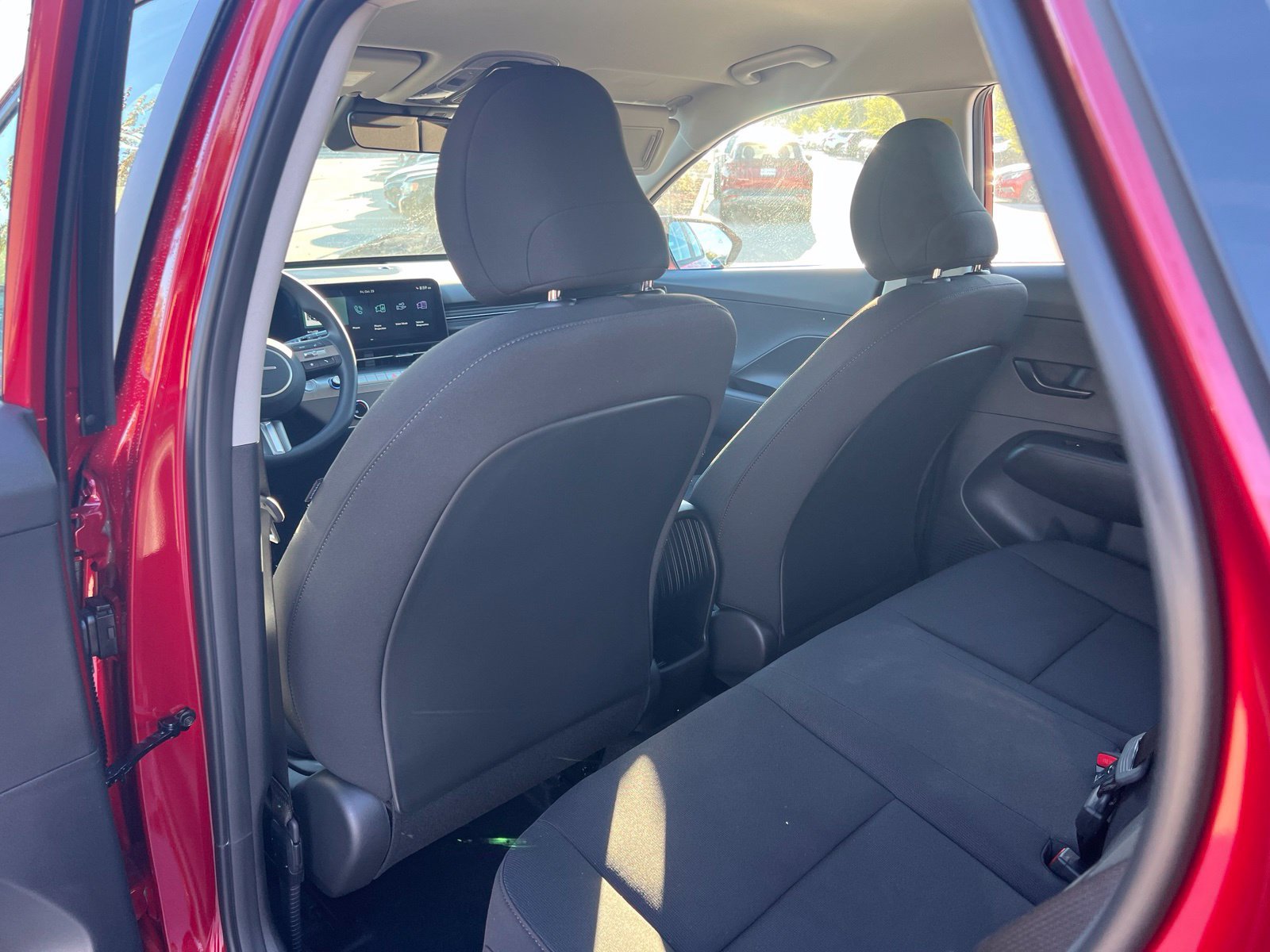 New 2027 Hyundai Kona SE FWD image 15