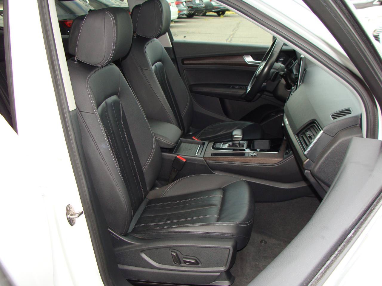 Used 2021 Audi Q5 e Premium Plus w/ Premium Plus Package AWD/4WD image 36