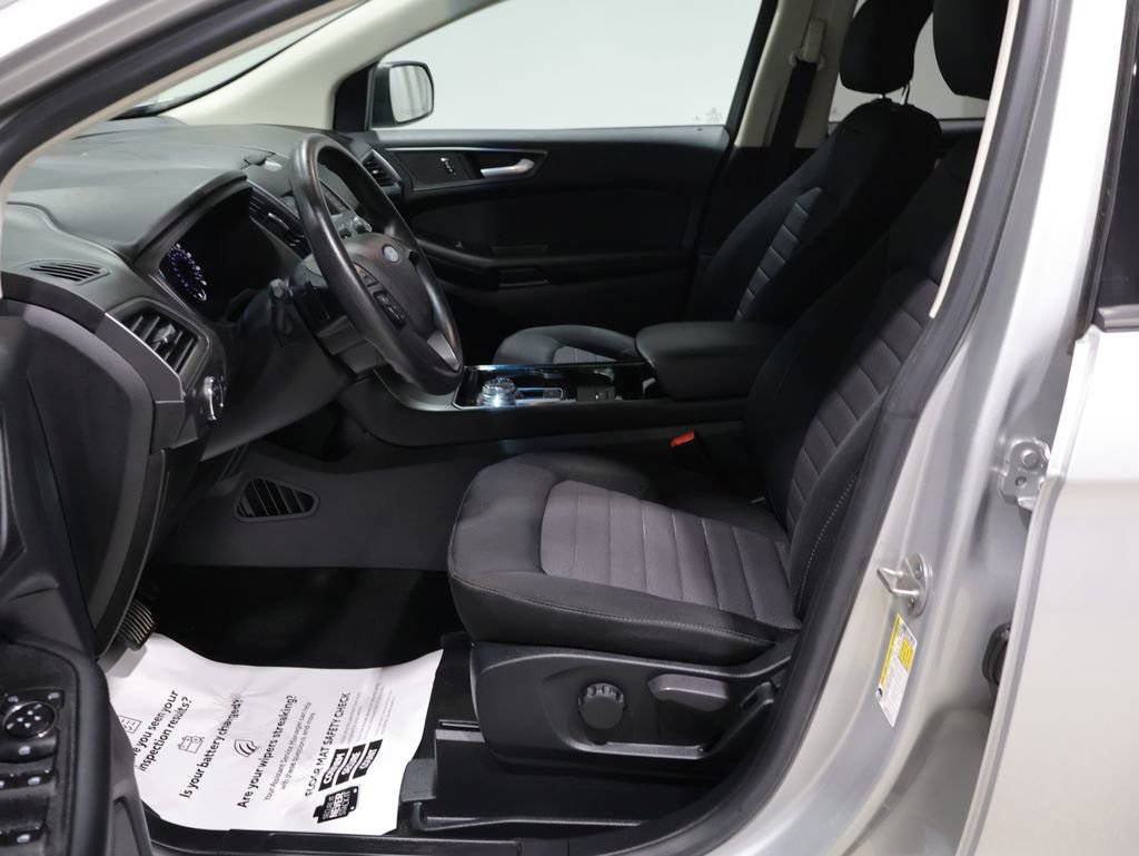 Used 2019 Ford Edge SE w/ Cargo Accessory Package AWD/4WD image 10