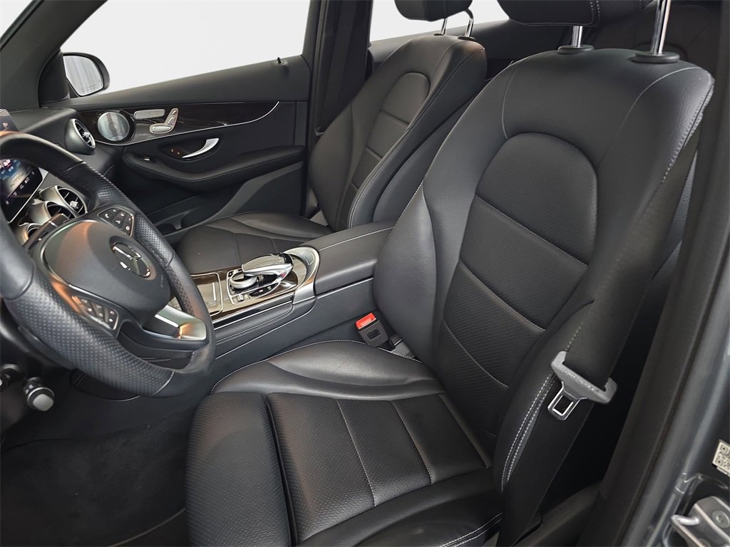 Used 2019 Mercedes-Benz GLC 300 image 18