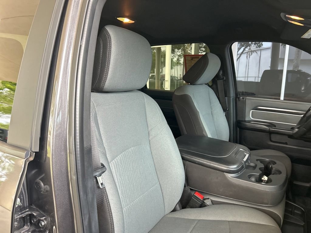 Used 2023 RAM 3500 Big Horn AWD/4WD image 26