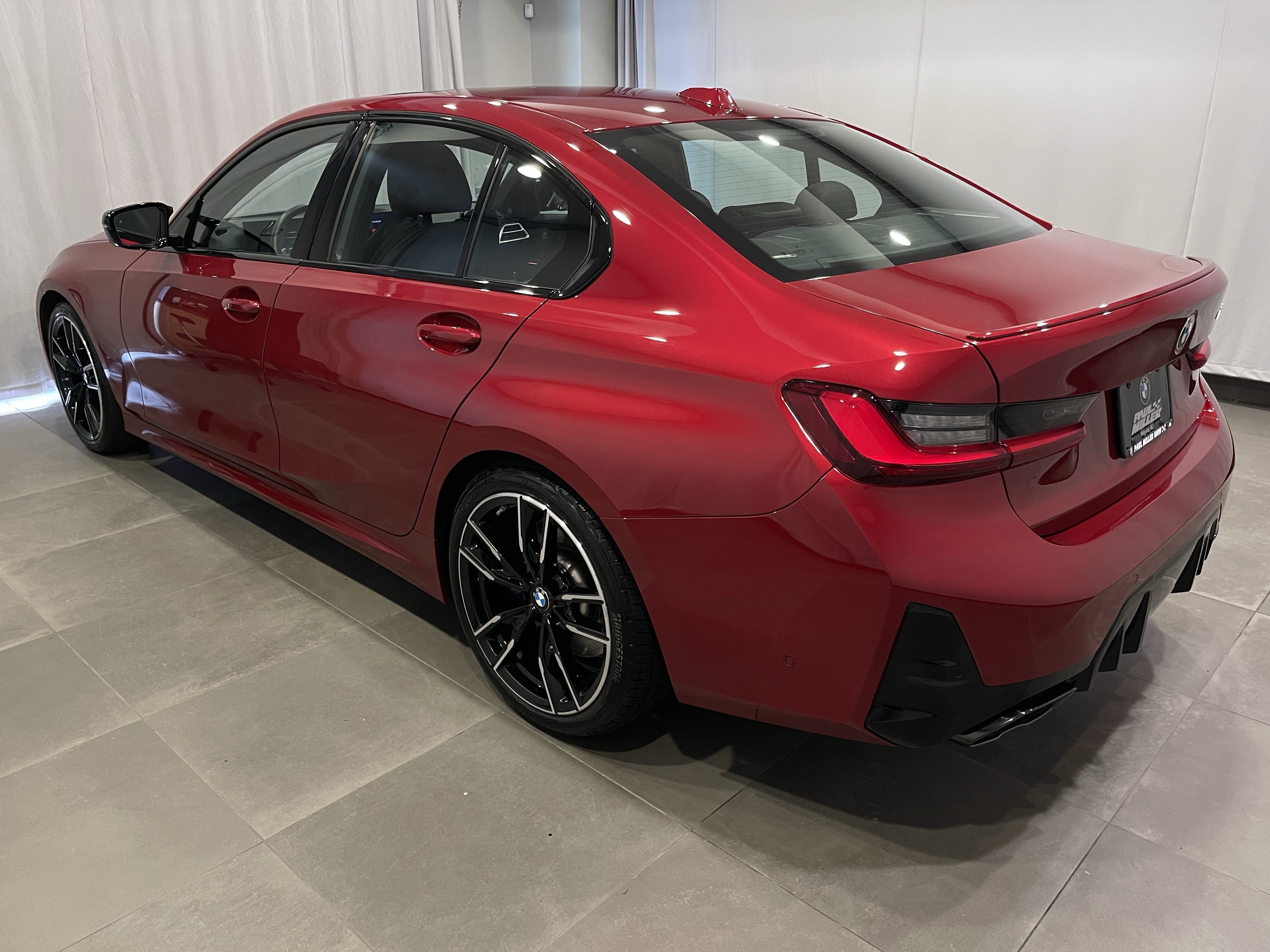 Used 2025 BMW M340i Sedan RWD image 4