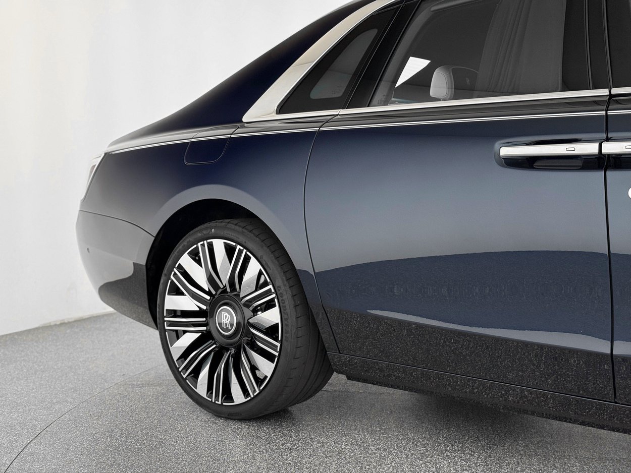 New 2026 Rolls-Royce Ghost AWD/4WD image 44