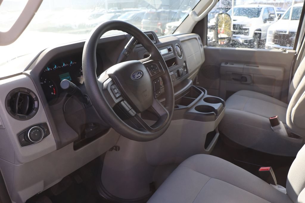 New 2025 Ford E-450 and Econoline 450 Super Duty w/ Power Equipment Group RWD image 14