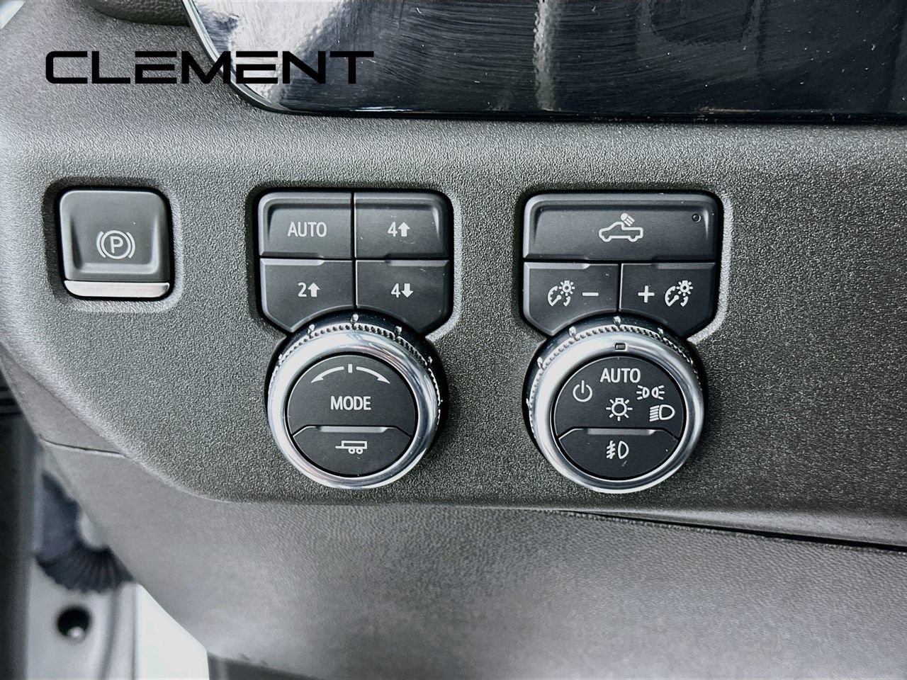 Used 2023 GMC Sierra 1500 Elevation AWD/4WD image 14