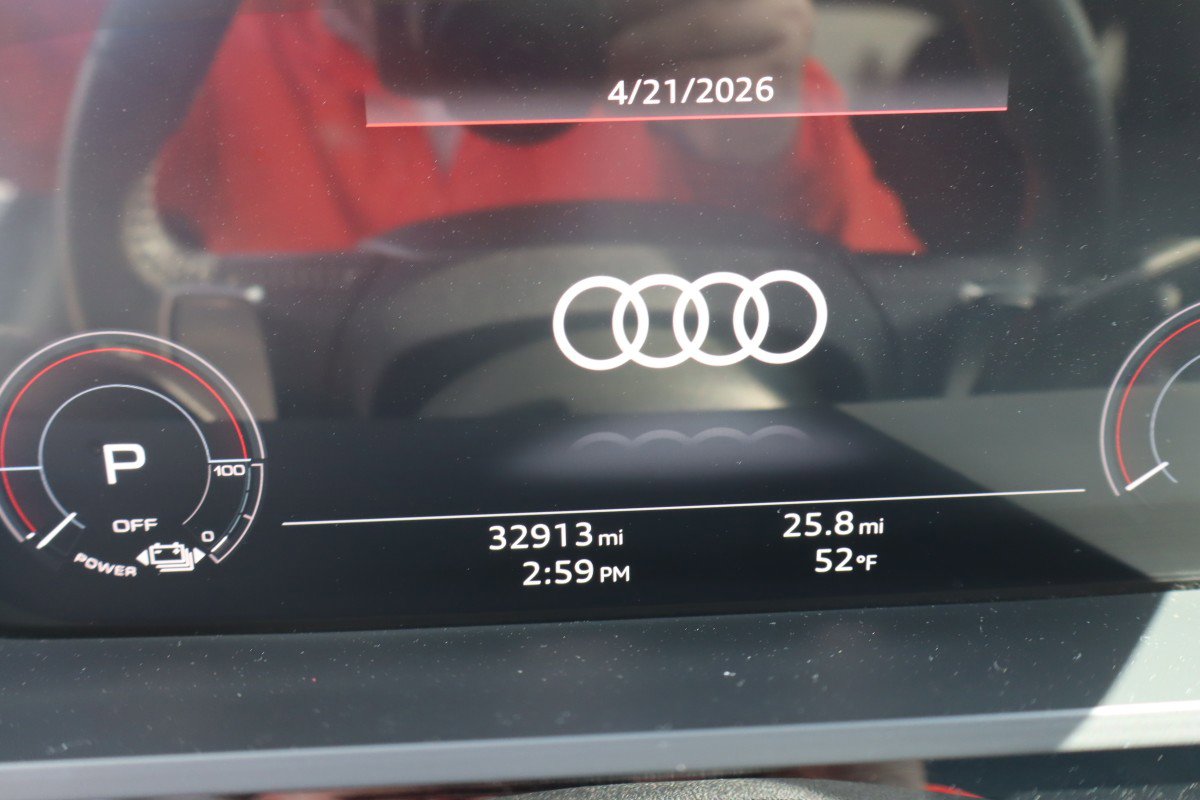 Used 2021 Audi e-tron Premium Plus w/ Premium Plus Package AWD/4WD image 10