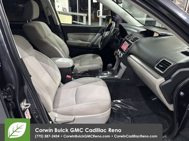 Used 2016 Subaru Forester 2.5i Premium image 12