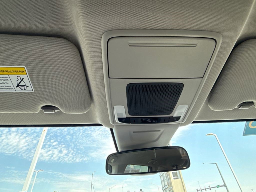 Certified 2025 Honda CR-V LX image 31