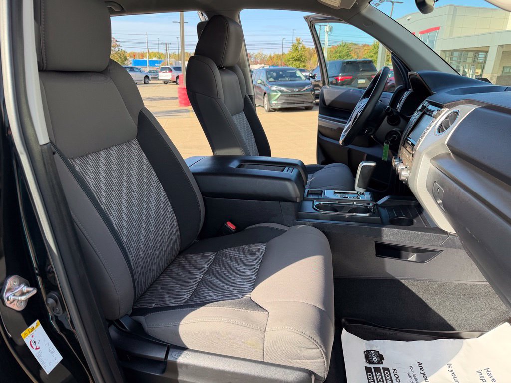 Used 2019 Toyota Tundra SR5 w/ SR5 Upgrade Package AWD/4WD image 39