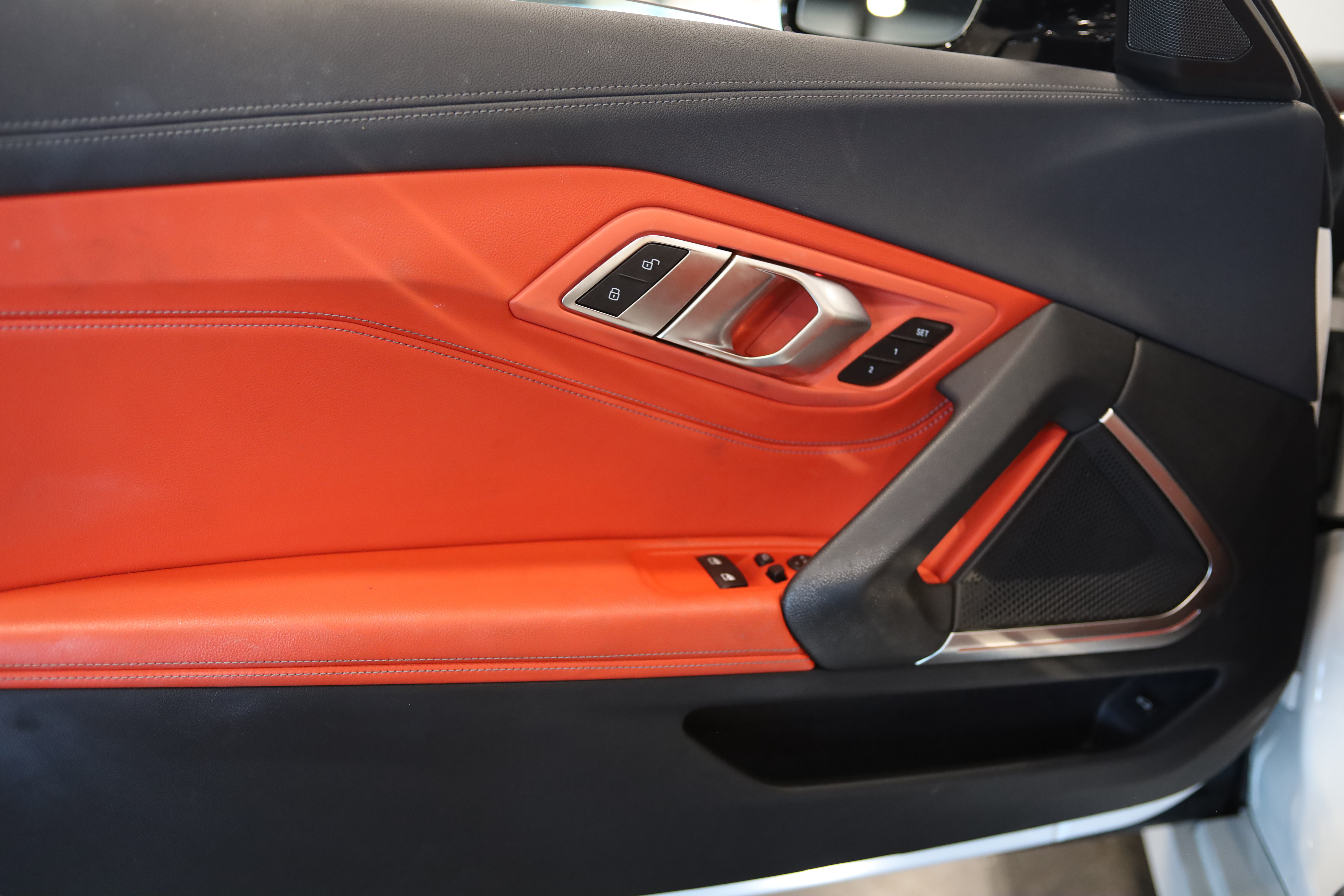 Used 2024 BMW Z4 M40i w/ Premium Package RWD image 17
