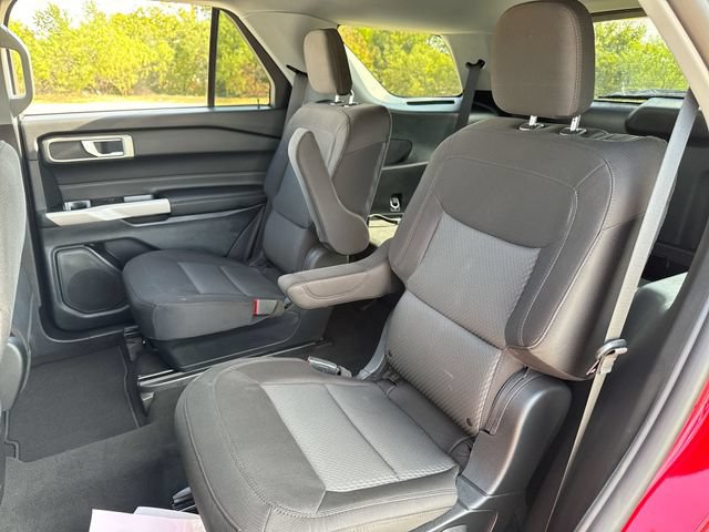 Certified 2023 Ford Explorer XLT RWD image 21