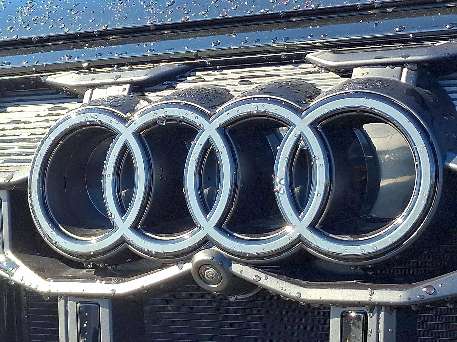 New 2026 Audi SQ7 Prestige image 23