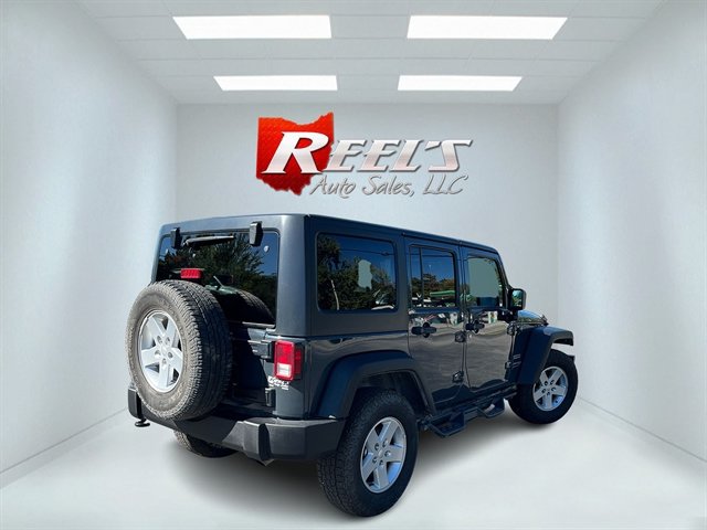 Used 2018 Jeep Wrangler Unlimited Sport S AWD/4WD image 7