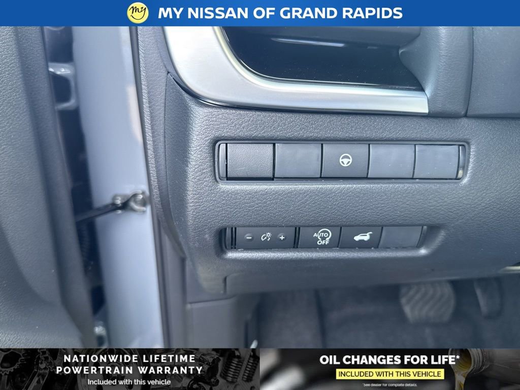 New 2026 Nissan Rogue SV w/ Rock Creek Premium Package AWD/4WD image 18