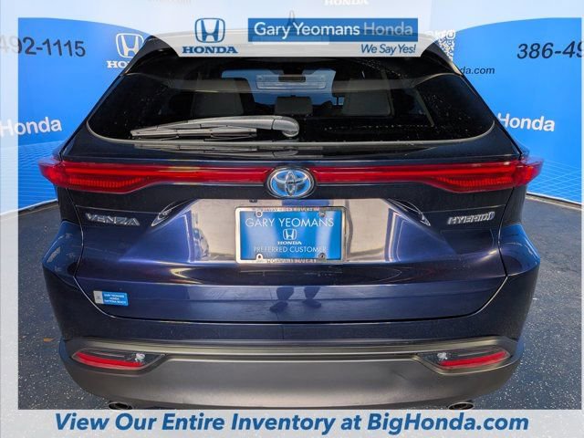 Used 2021 Toyota Venza LE AWD/4WD image 7