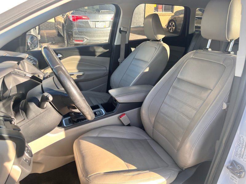Used 2018 Ford Escape SEL w/ Ford Safe & Smart Package image 12