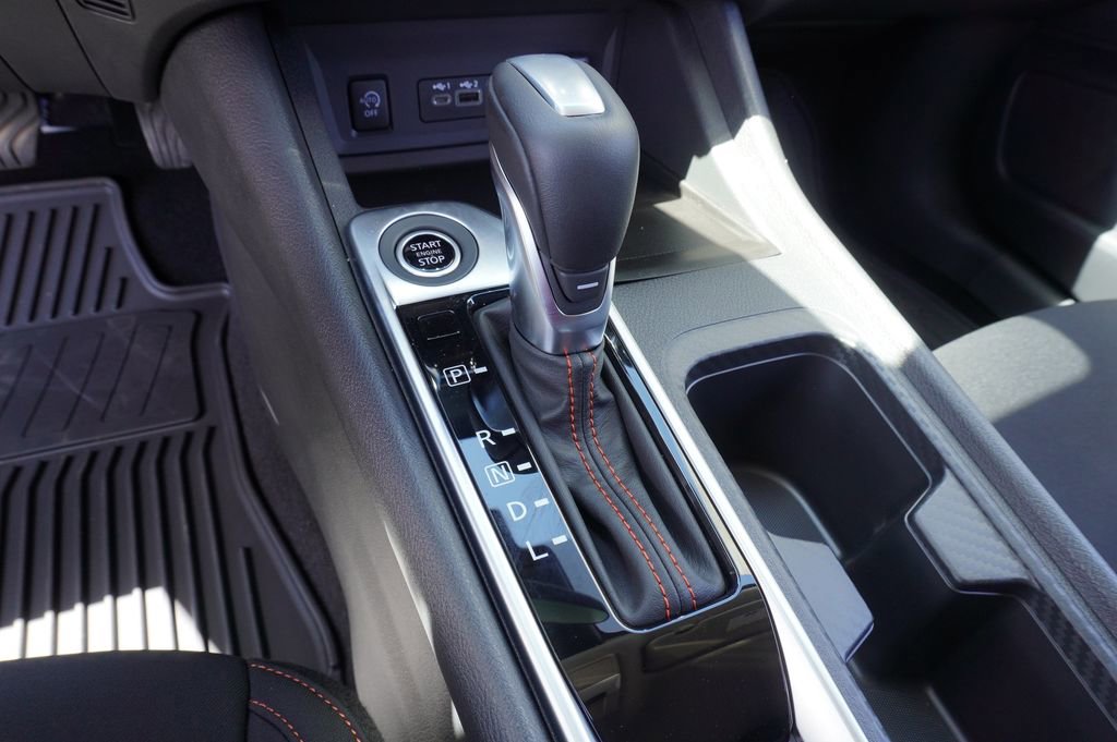 Certified 2025 Nissan Sentra SR w/ Trunk Package image 18