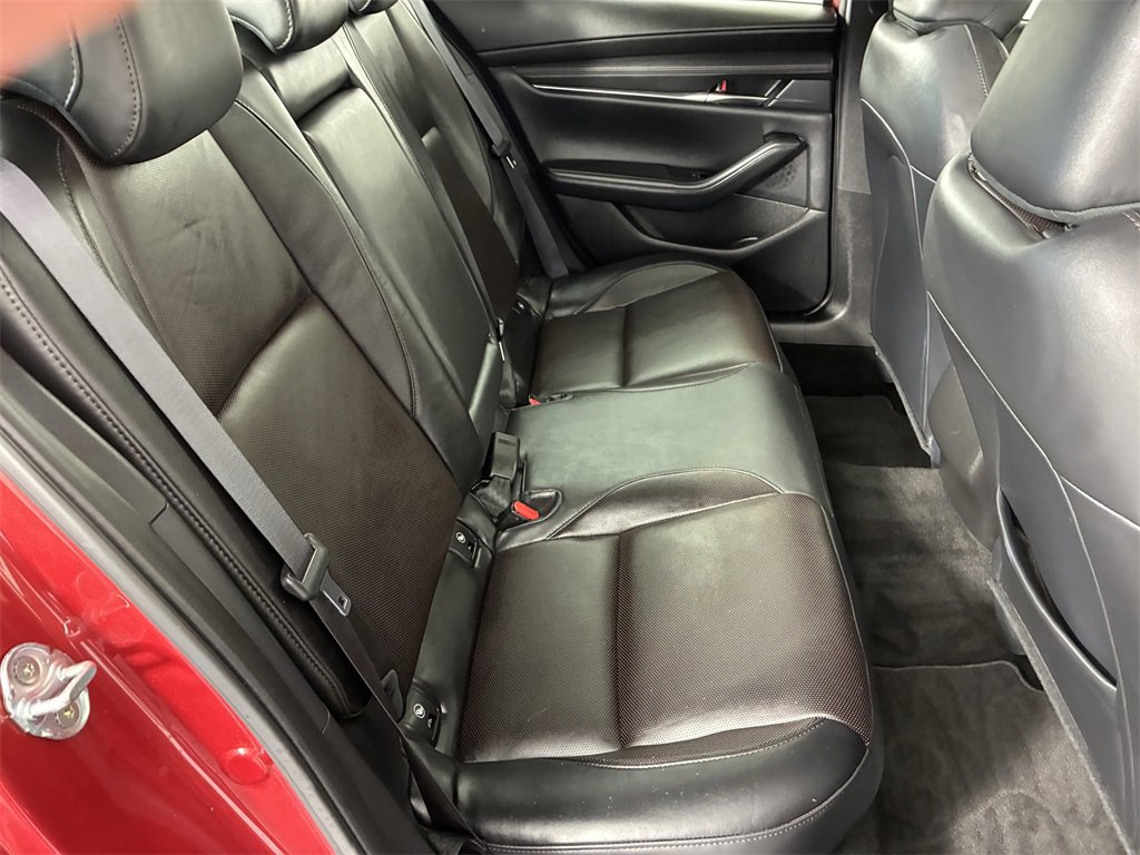 Used 2023 MAZDA MAZDA3 s image 31