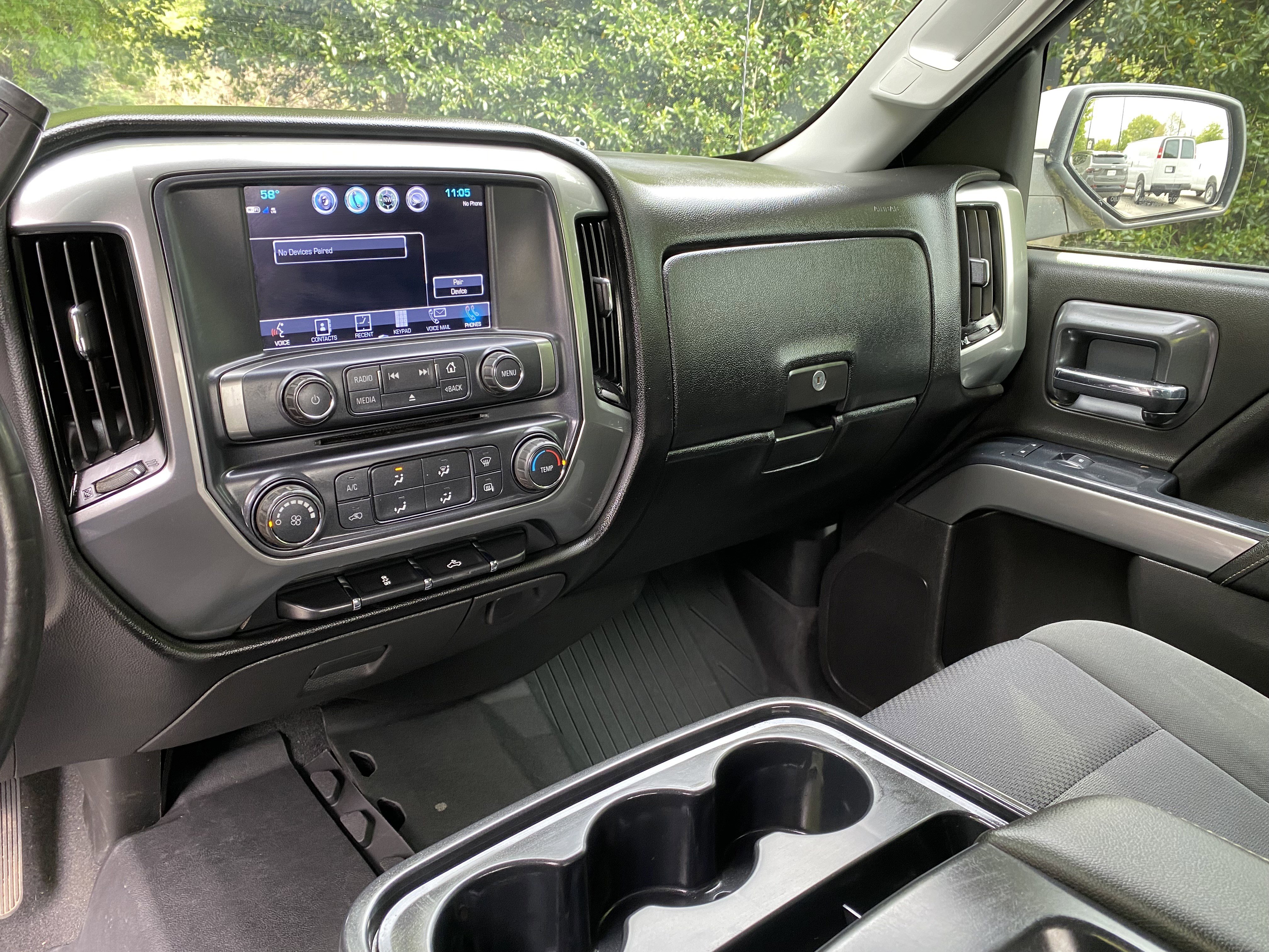 Used 2018 Chevrolet Silverado 1500 LT image 24