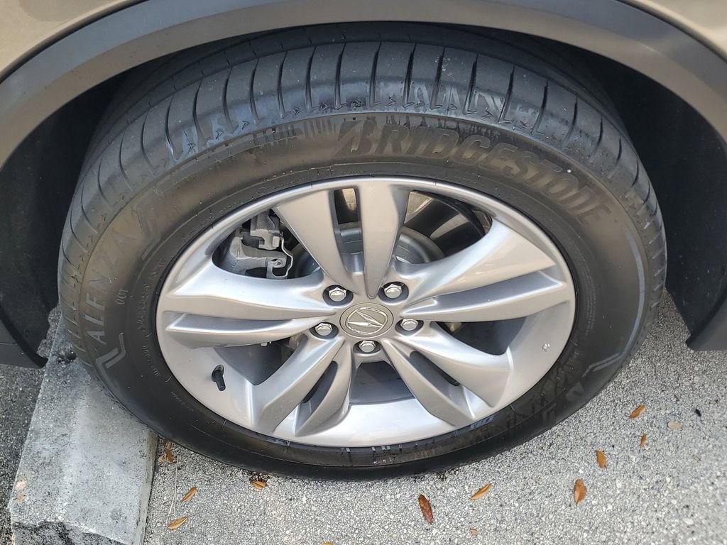 Certified 2023 Acura MDX FWD image 4