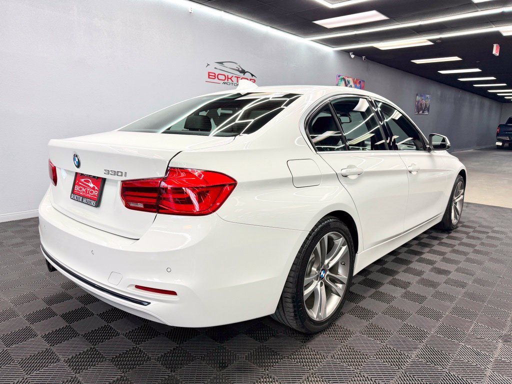 Used 2017 BMW 330i Sedan RWD image 14