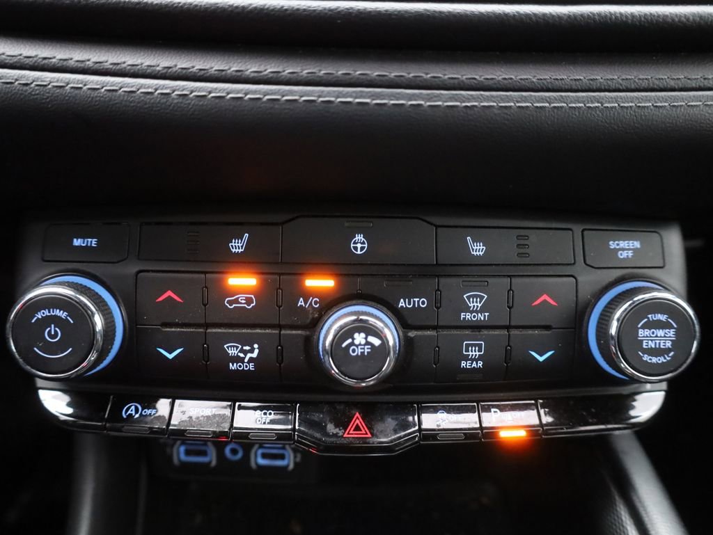 Used 2021 Dodge Durango GT image 29