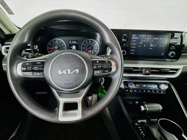 Used 2022 Kia K5 LX FWD image 10