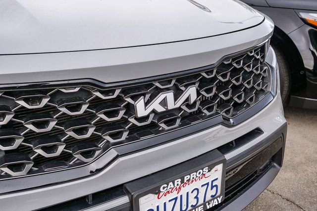 Certified 2023 Kia Sorento X-Line EX image 4