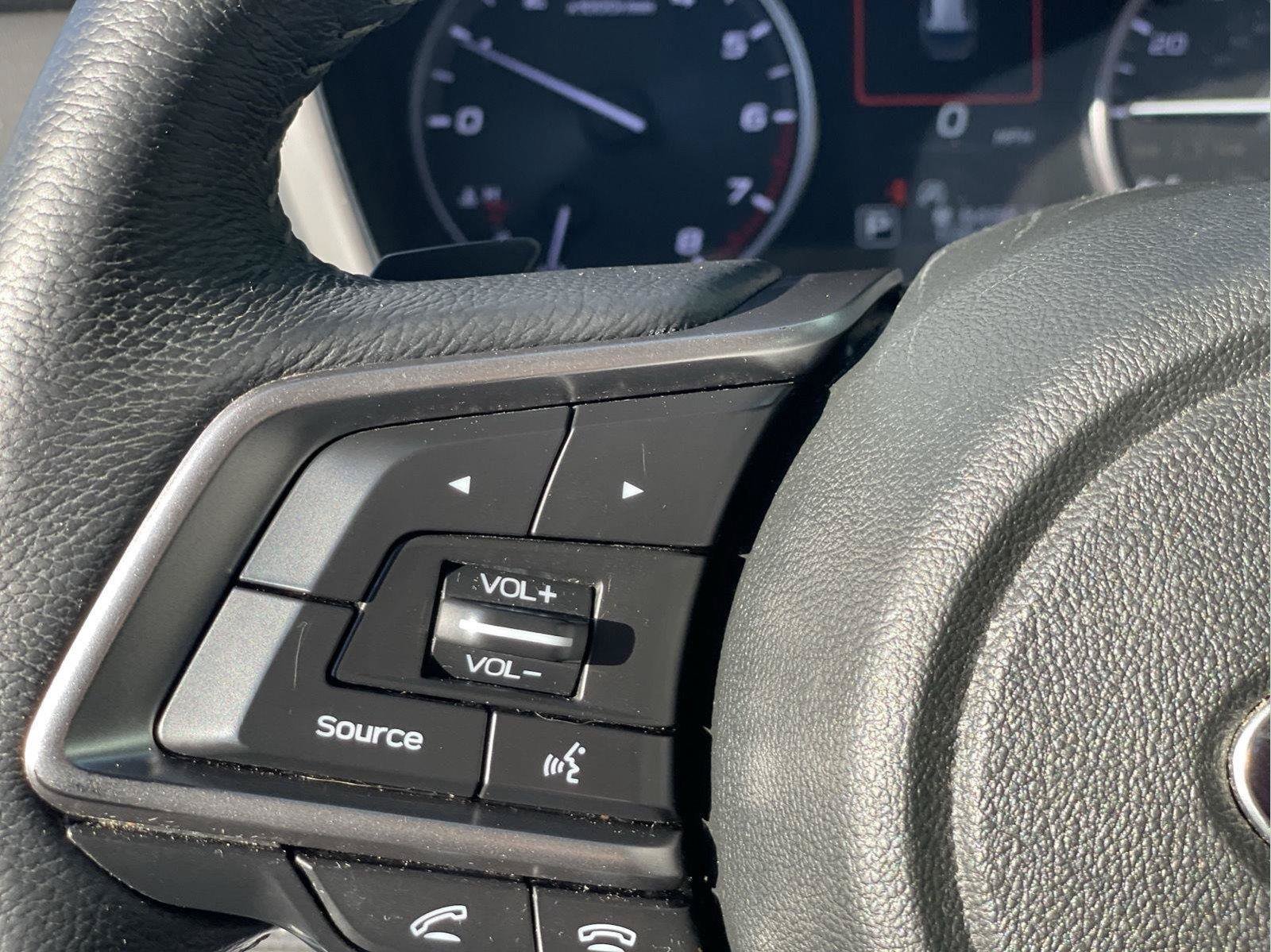 Used 2020 Subaru Outback Limited AWD/4WD image 30