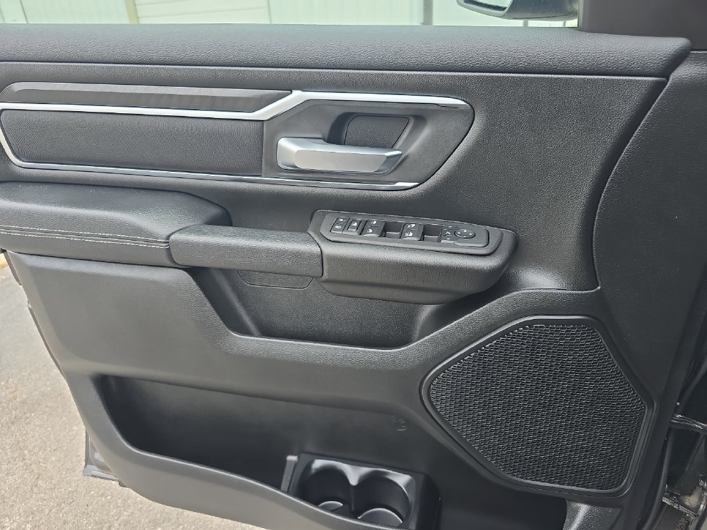 Used 2025 RAM 1500 Big Horn AWD/4WD image 23