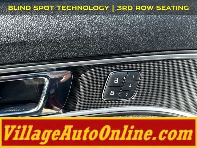Used 2017 Ford Explorer Limited w/ Equipment Group 301A AWD/4WD image 11