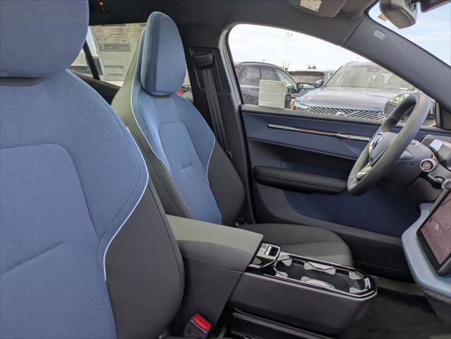 New 2026 Volvo EX30 Plus w/ Climate Package image 14