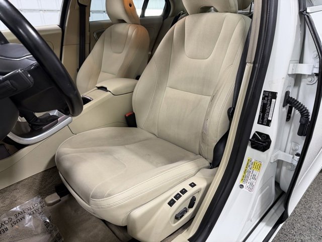 Used 2013 Volvo S60 T5 image 18