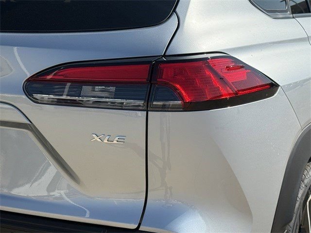 New 2026 Toyota Corolla Cross XLE w/ Convenience Package FWD image 7