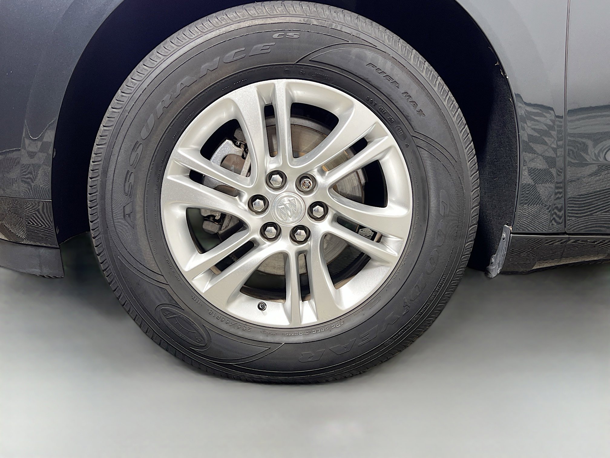 Used 2019 Buick Enclave Essence image 14