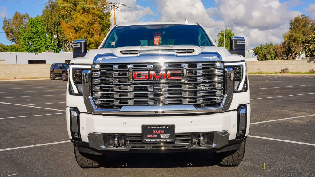 New 2026 GMC Sierra 2500 Denali w/ Denali Reserve Package AWD/4WD image 4