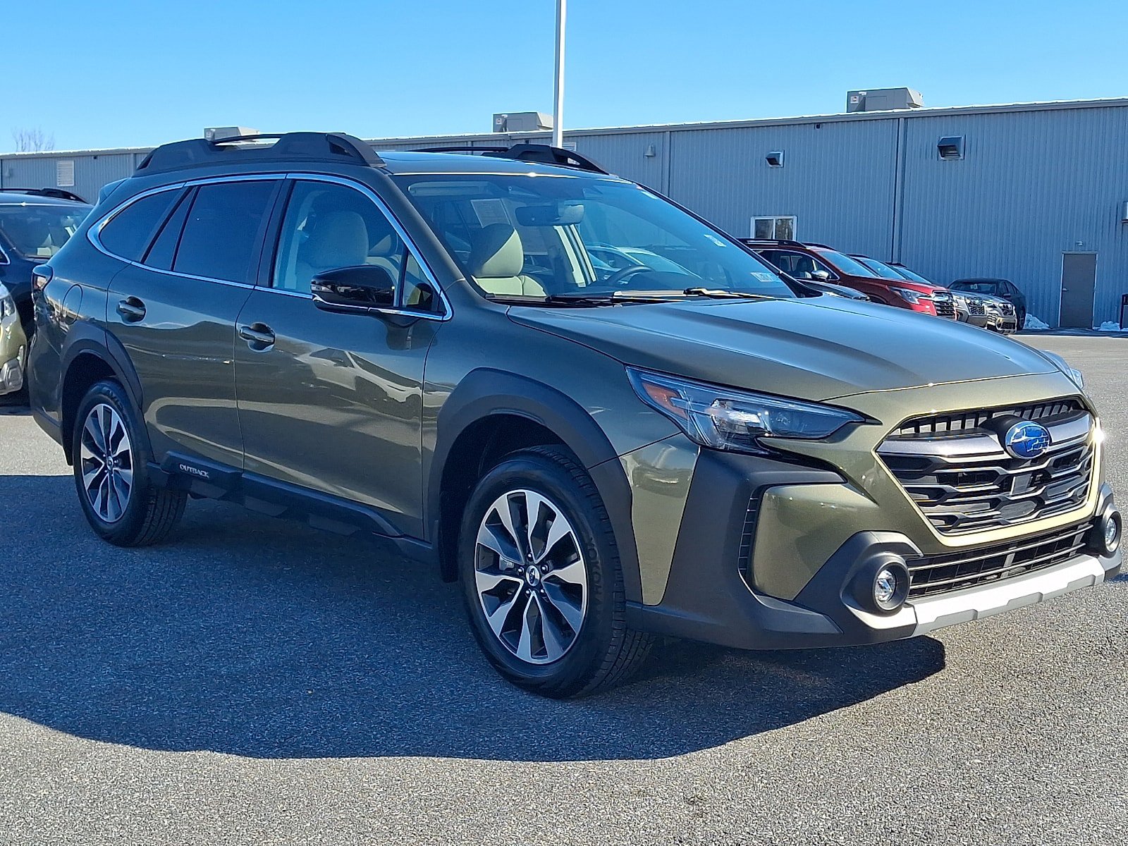 Certified 2025 Subaru Outback Limited AWD/4WD image 3