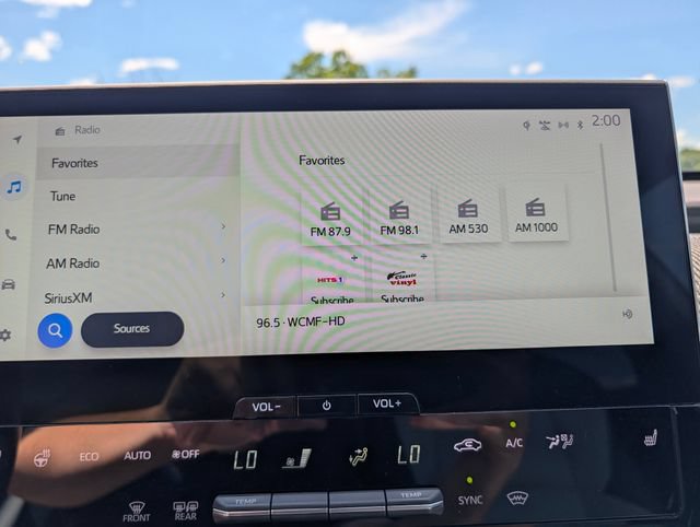 Used 2023 Subaru Solterra AWD image 29