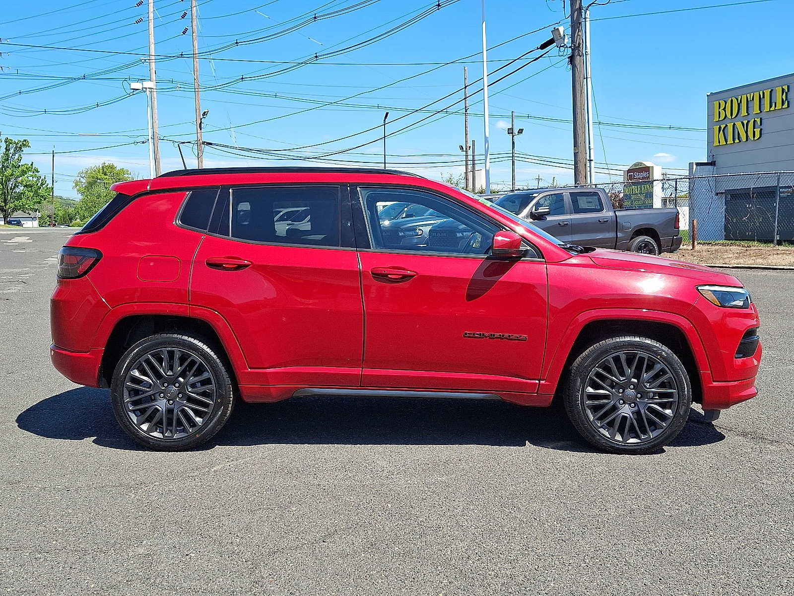 Used 2022 Jeep Compass Limited w/ (RED) Package AWD/4WD image 8