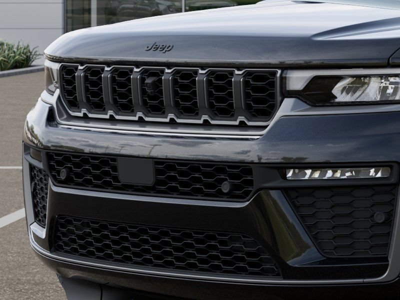 New 2026 Jeep Grand Cherokee L Limited AWD/4WD image 18